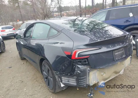 2024 Tesla Model 3 Long Range Dual Motor All-Wheel Drive/Rear-Wheel Drive z USA, uszkodzony, nr VIN 5YJ3E1EA4RF868281